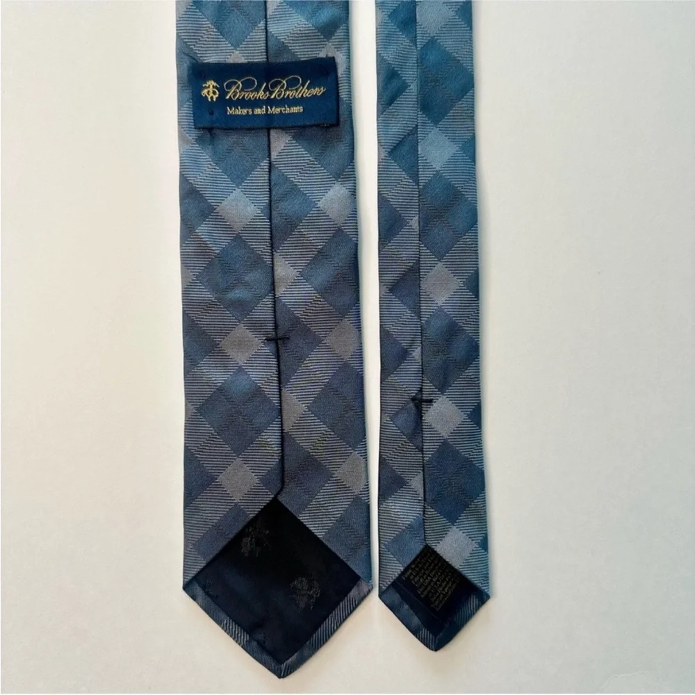 BROOKS BROTHERS Makers & Merchants Skinny/Slim Blue Checkered Silk Tie, 2.75”